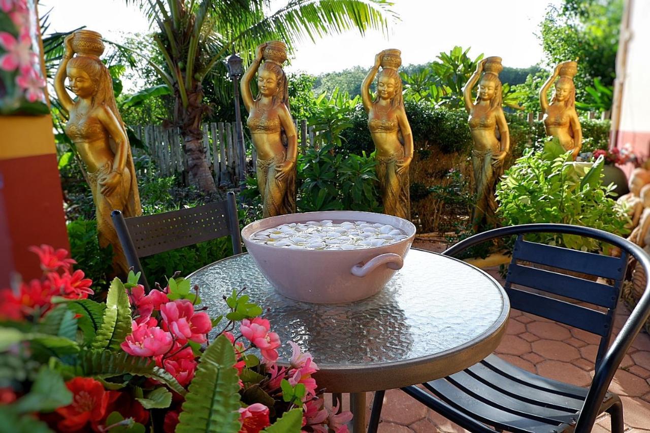 Bali Boutique Hotel Suratthani Szuratthani Kültér fotó